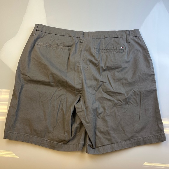 Tommy Hilfiger chino shorts for women r52-29 - Picture 3 of 3